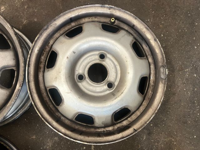 bontott PEUGEOT 106 Acélfelni Szett