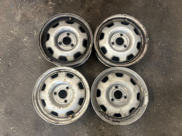 bontott PEUGEOT 106 Acélfelni Szett