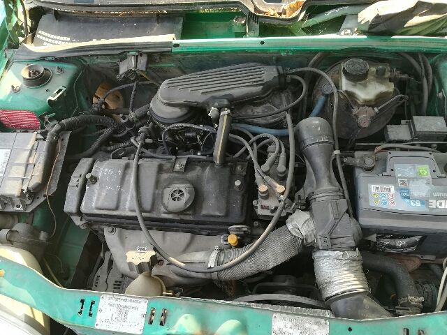 bontott PEUGEOT 106 Bal B Oszlop Burkolat