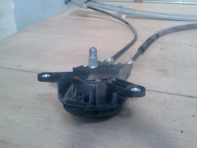 bontott PEUGEOT 106 Bal első Ablakemelő Szerkezet (Mechanikus)