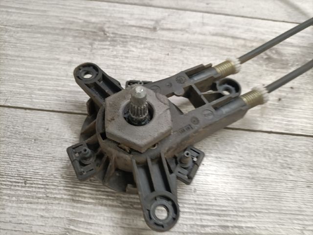 bontott PEUGEOT 106 Bal első Ablakemelő Szerkezet (Mechanikus)