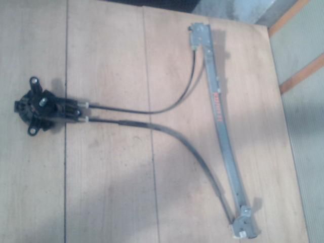 bontott PEUGEOT 106 Bal első Ablakemelő Szerkezet (Mechanikus)