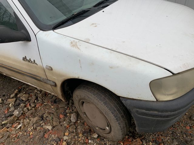 bontott PEUGEOT 106 Bal első Ablaktörlő Kar