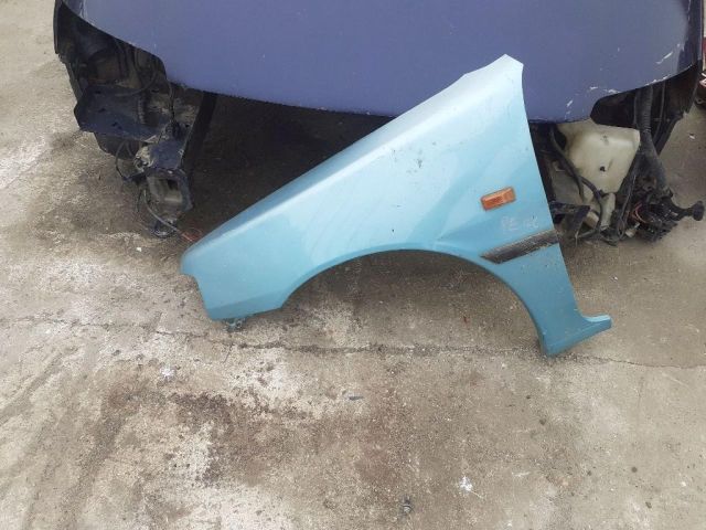 bontott PEUGEOT 106 Bal első Sárvédő