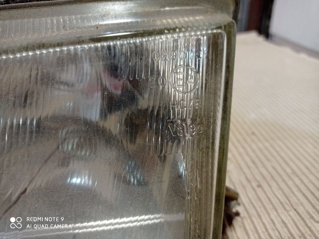 bontott PEUGEOT 106 Bal Fényszóró