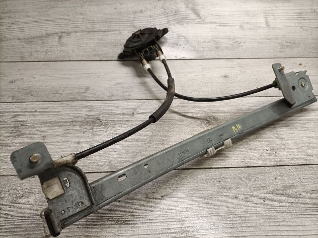 bontott PEUGEOT 106 Bal hátsó Ablakemelő Szerkezet (Mechanikus)