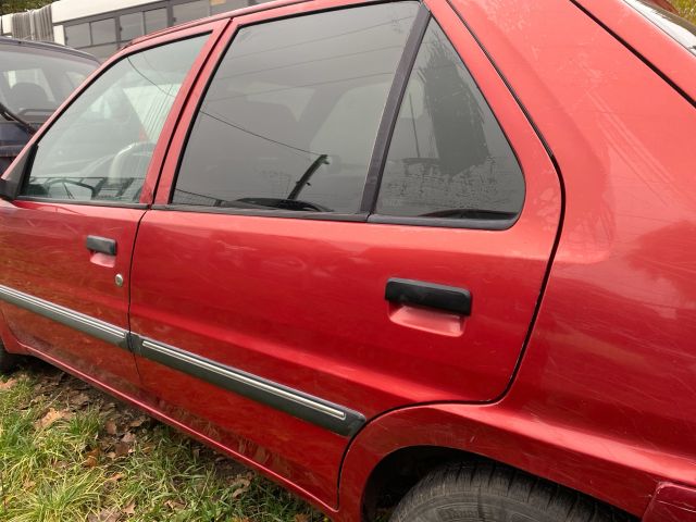 bontott PEUGEOT 106 Bal hátsó Ajtó (Üres lemez)