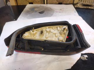 bontott PEUGEOT 106 Bal Hátsó Lámpa