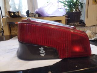 bontott PEUGEOT 106 Bal Hátsó Lámpa