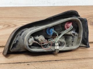 bontott PEUGEOT 106 Bal Hátsó Lámpa