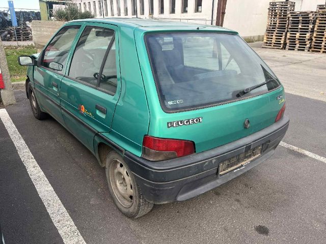 bontott PEUGEOT 106 Bal hátsó Sárvédő