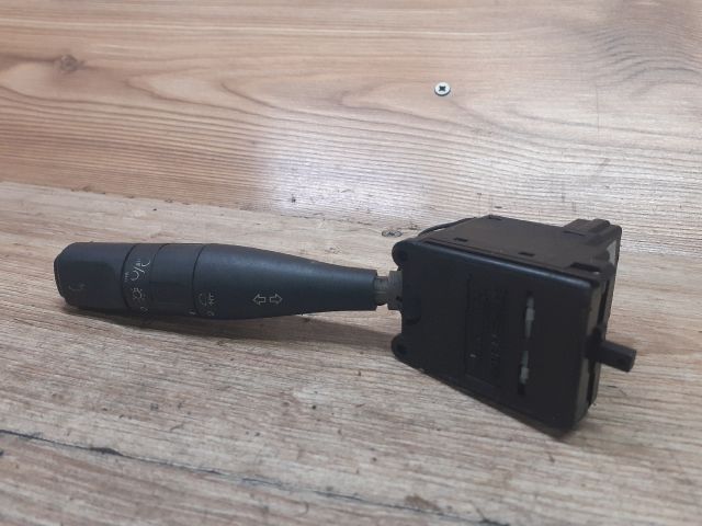bontott PEUGEOT 106 Bal Kormánykapcsoló Irányjelző