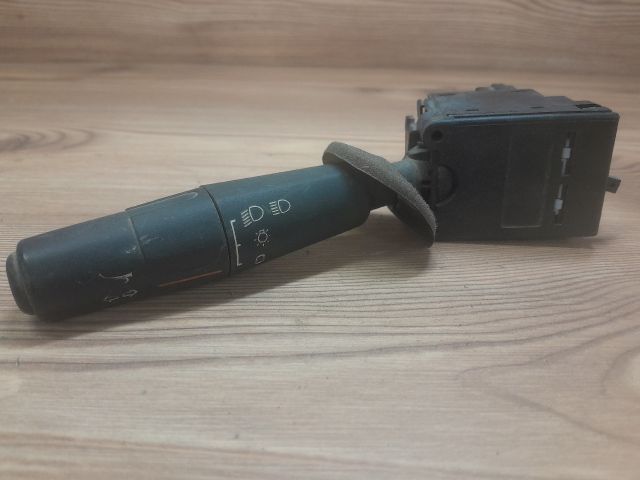 bontott PEUGEOT 106 Bal Kormánykapcsoló Irányjelző