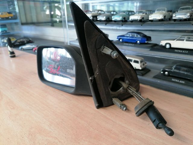 bontott PEUGEOT 106 Bal Visszapillantó Tükör (Mechanikus)