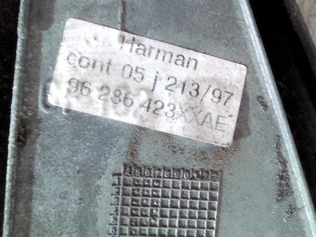 bontott PEUGEOT 106 Bal Visszapillantó Tükör (Mechanikus)