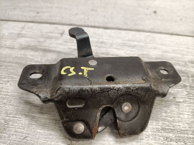 bontott PEUGEOT 106 Csomagtérajtó Zárszerkezet