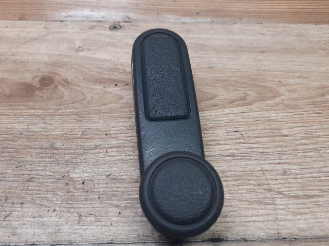 bontott PEUGEOT 106 Első Ablaktekerő Kar