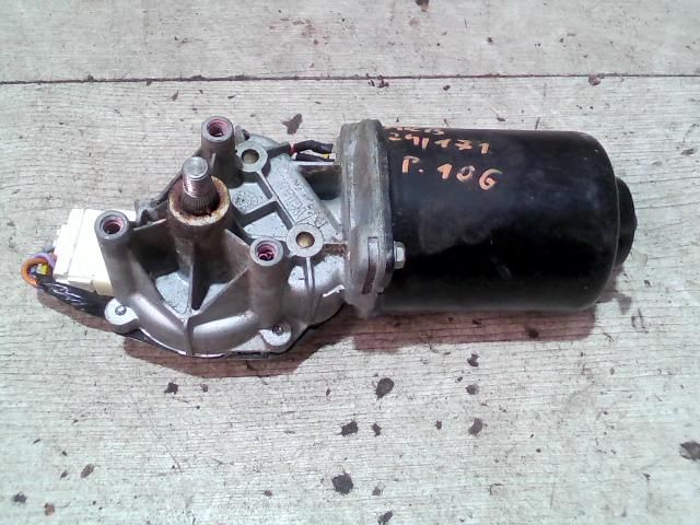 bontott PEUGEOT 106 Első Ablaktörlő Motor