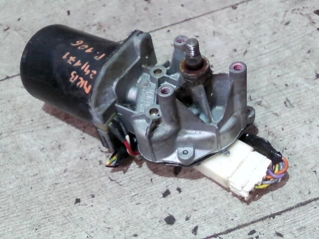 bontott PEUGEOT 106 Első Ablaktörlő Motor