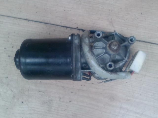bontott PEUGEOT 106 Első Ablaktörlő Motor