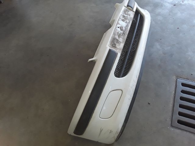 bontott PEUGEOT 106 Első Lökhárító (Üresen)