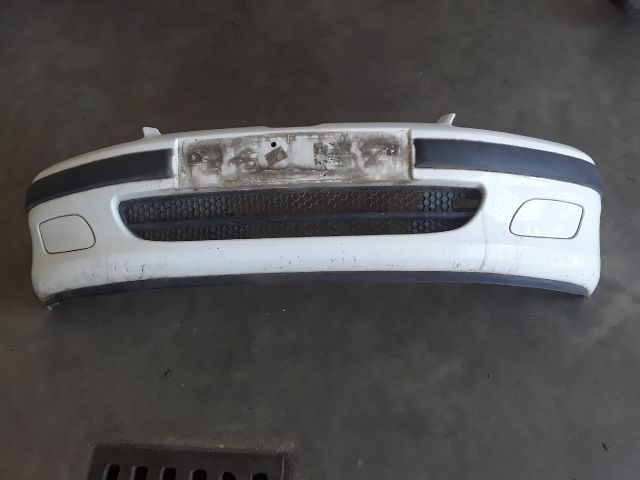 bontott PEUGEOT 106 Első Lökhárító (Üresen)