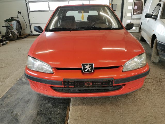 bontott PEUGEOT 106 Első Lökhárító (Üresen)