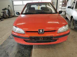 bontott PEUGEOT 106 Első Lökhárító (Üresen)