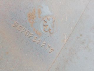 bontott PEUGEOT 106 Első Lökhárító (Üresen)