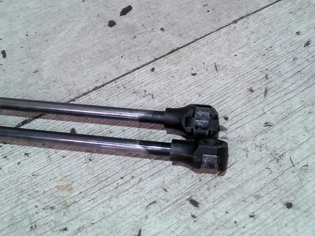 bontott PEUGEOT 106 Gázrugós Kitámasztó Teleszkóp Csomagtérajtó (Pozíciófüggetlen)