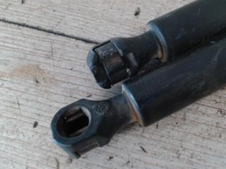 bontott PEUGEOT 106 Gázrugós Kitámasztó Teleszkóp Pár Csomagtérajtó