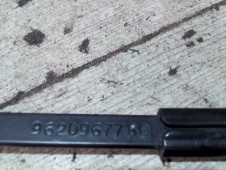 bontott PEUGEOT 106 Hátsó Ablaktörlő Kar