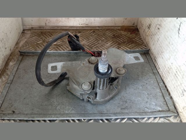 bontott PEUGEOT 106 Hátsó Ablaktörlő Kar