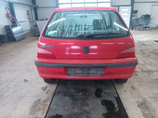 bontott PEUGEOT 106 Hátsó Ablaktörlő Motor