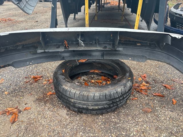 bontott PEUGEOT 106 Hátsó Lökhárító (Üresen)