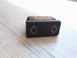 bontott PEUGEOT 106 Jobb első Ablakemelő Kapcsoló