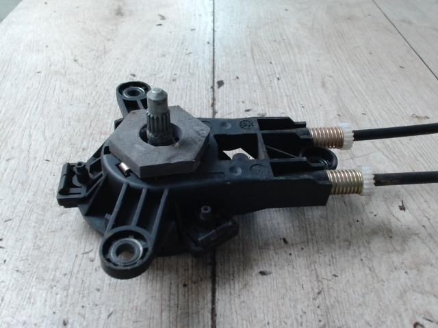 bontott PEUGEOT 106 Jobb első Ablakemelő Szerkezet (Mechanikus)