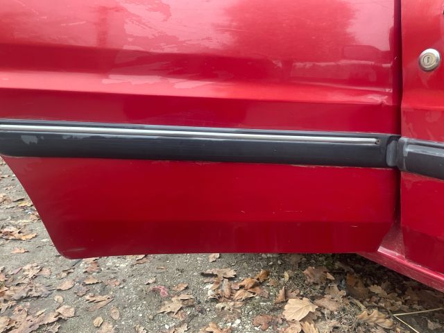 bontott PEUGEOT 106 Jobb első Ajtó (Üres lemez)