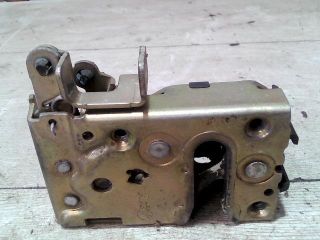 bontott PEUGEOT 106 Jobb első Ajtózár