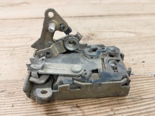 bontott PEUGEOT 106 Jobb első Ajtózár