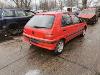 bontott PEUGEOT 106 Jobb első Sárvédő