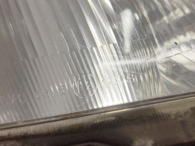 bontott PEUGEOT 106 Jobb Fényszóró