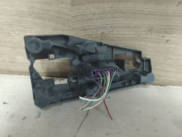 bontott PEUGEOT 106 Jobb Hátsó Lámpa Foglalat