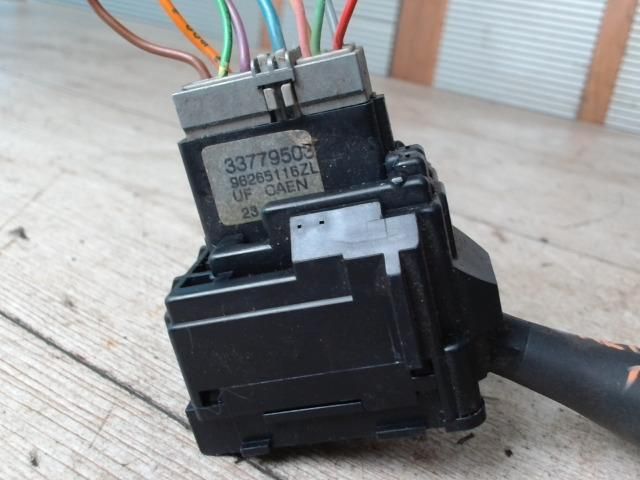 bontott PEUGEOT 106 Jobb Kormánykapcsoló Ablaktörlő