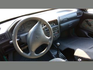 bontott PEUGEOT 106 Kesztyűtartó Ajtó