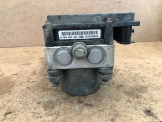 bontott PEUGEOT 107 ABS Kocka