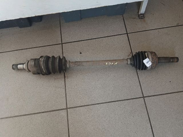 bontott PEUGEOT 107 Bal Féltengely