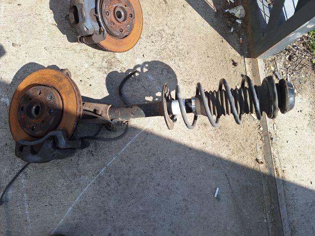 bontott PEUGEOT 107 Jobb első Gólyaláb (Lengécsillapító, Rugó)