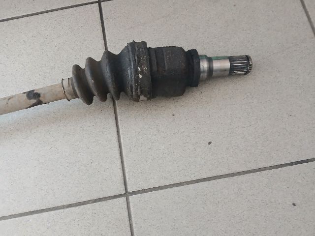 bontott PEUGEOT 107 Jobb Féltengely