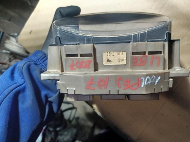 bontott PEUGEOT 107 Kilométeróra